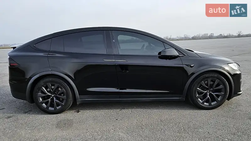 Tesla Model X 2023 VIN 7SAXCDE56PF422242 фото оголошення 4 з 47