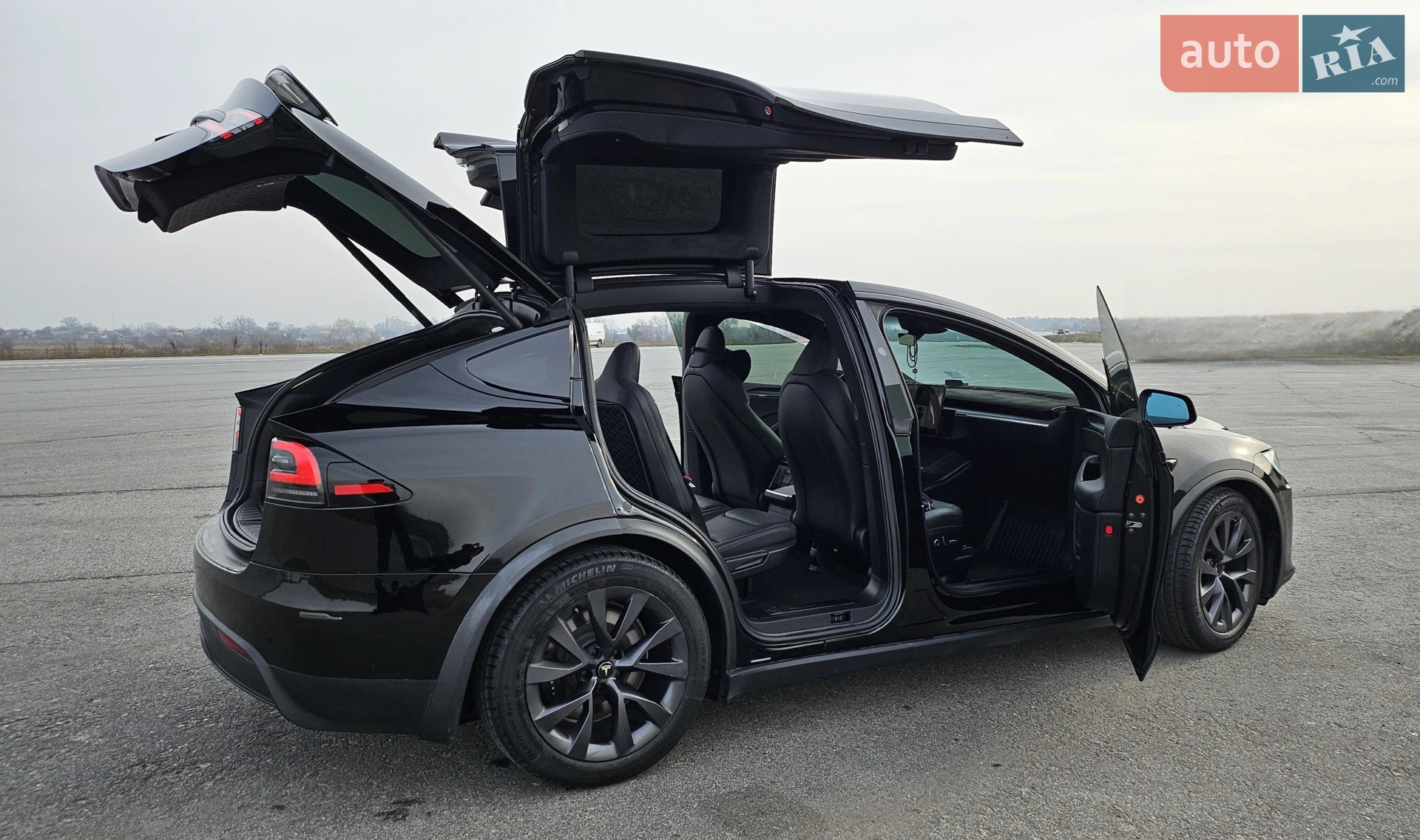 2023 Tesla Model X - мініатюра 8
