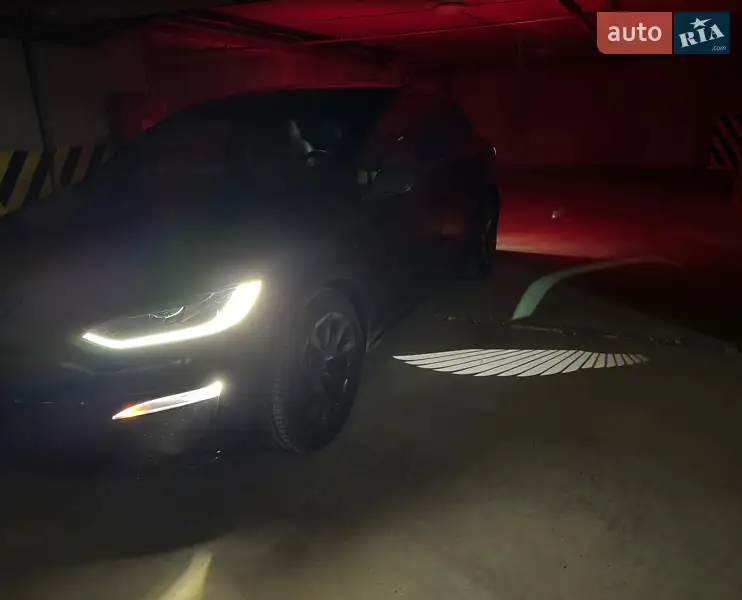 Tesla Model X 2023 VIN 7SAXCDE56PF422242 фото оголошення 18 з 47