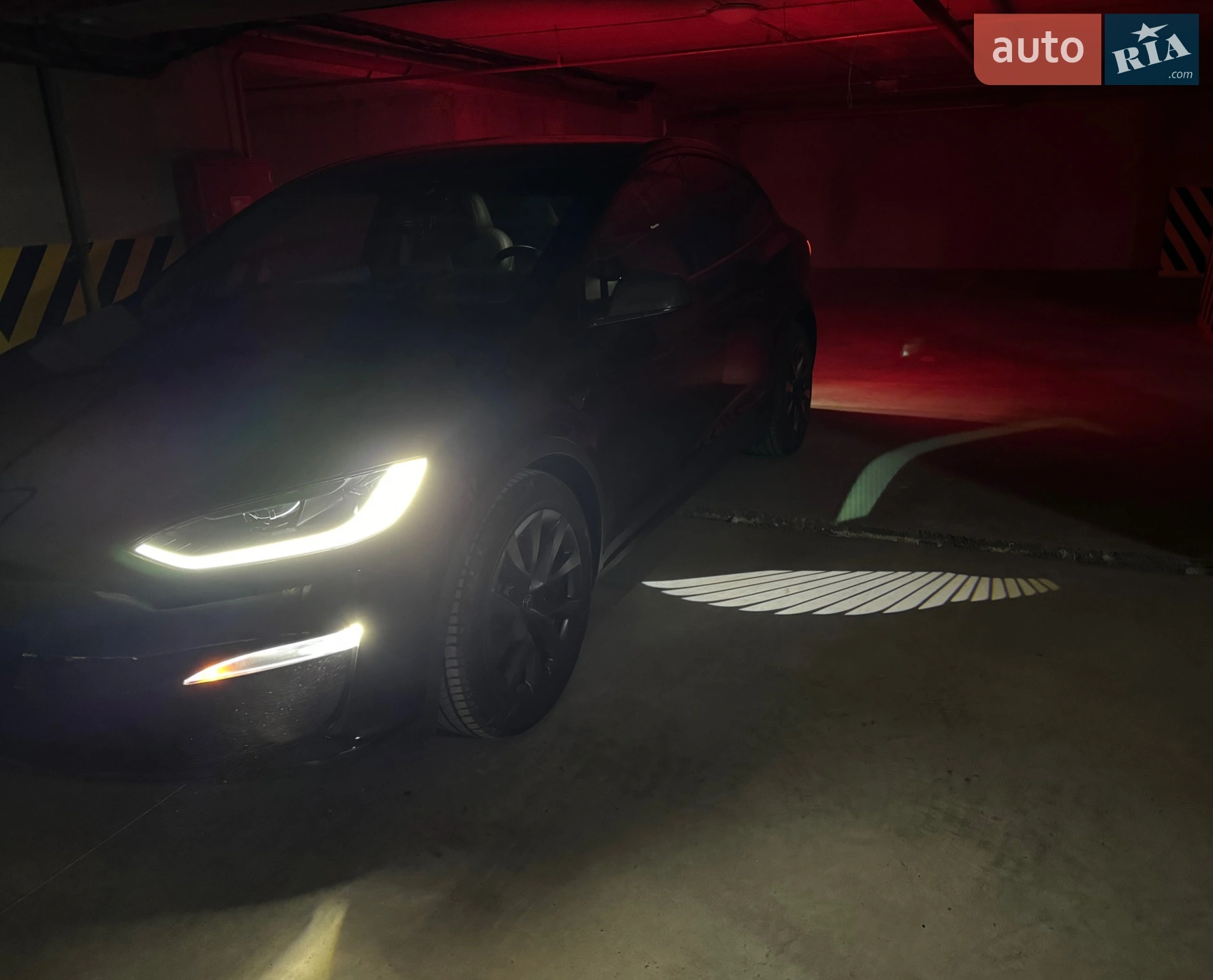 2023 Tesla Model X - мініатюра 18