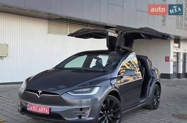 Позашляховик / Кросовер Tesla Model X 2018 в Рівному
