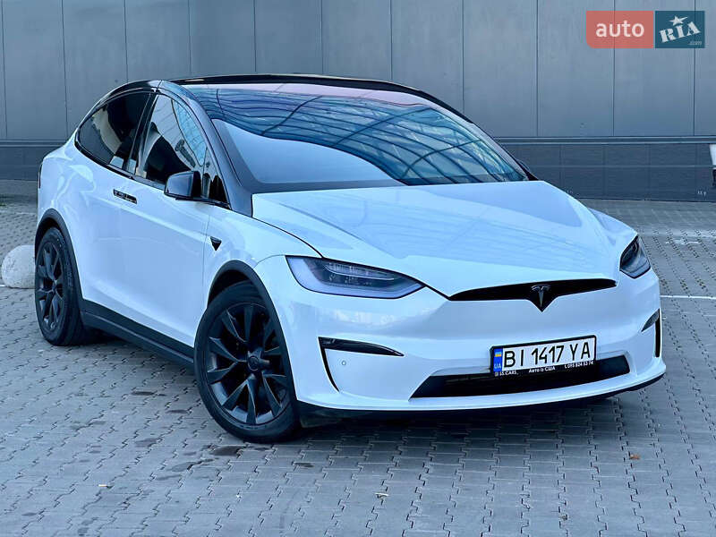 Tesla Model X 2022