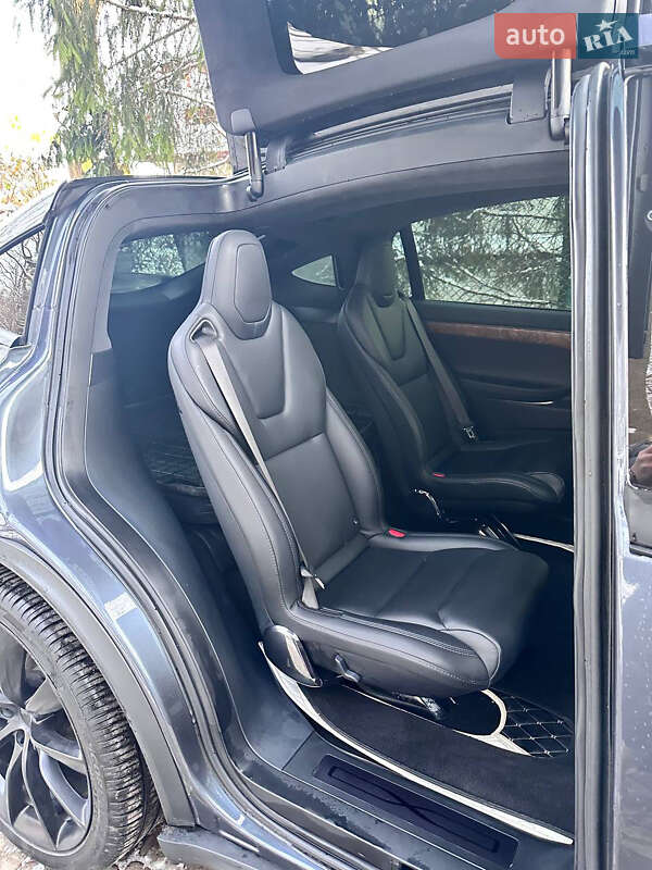 Внедорожник / Кроссовер Tesla Model X 2020 в Львове