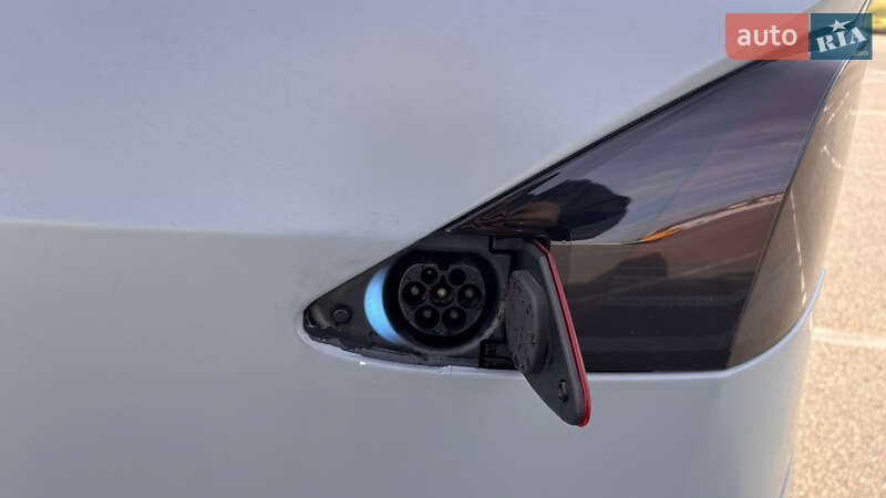 Внедорожник / Кроссовер Tesla Model X 2018 в Киеве фото 23 Внедорожник / Кроссовер Tesla Model X 2018 в Киеве