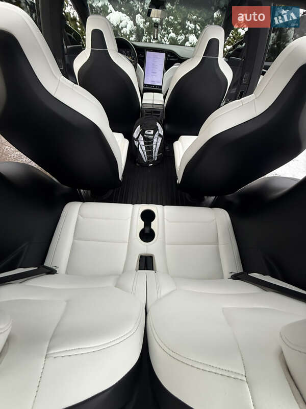 Внедорожник / Кроссовер Tesla Model X 2019 в Львове фото 27 Внедорожник / Кроссовер Tesla Model X 2019 в Львове