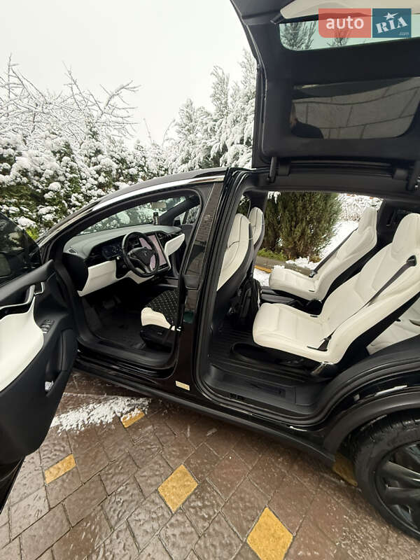 Внедорожник / Кроссовер Tesla Model X 2019 в Львове фото 35 Внедорожник / Кроссовер Tesla Model X 2019 в Львове