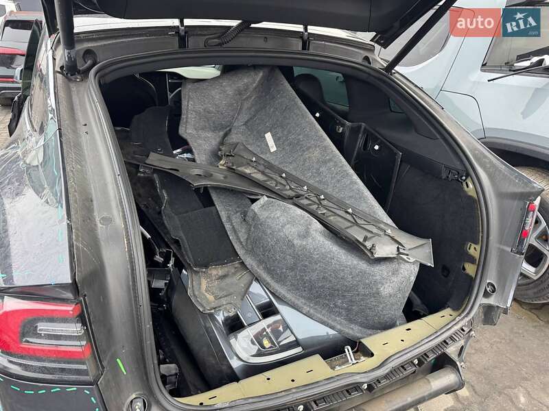 Внедорожник / Кроссовер Tesla Model X 2018 в Львове фото 14 Внедорожник / Кроссовер Tesla Model X 2018 в Львове