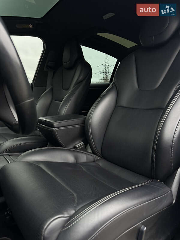 Позашляховик / Кросовер Tesla Model X 2018 в Львові фото 12 Позашляховик / Кросовер Tesla Model X 2018 в Львові