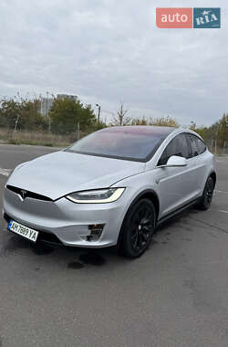 Позашляховик / Кросовер Tesla Model X 2016 в Києві