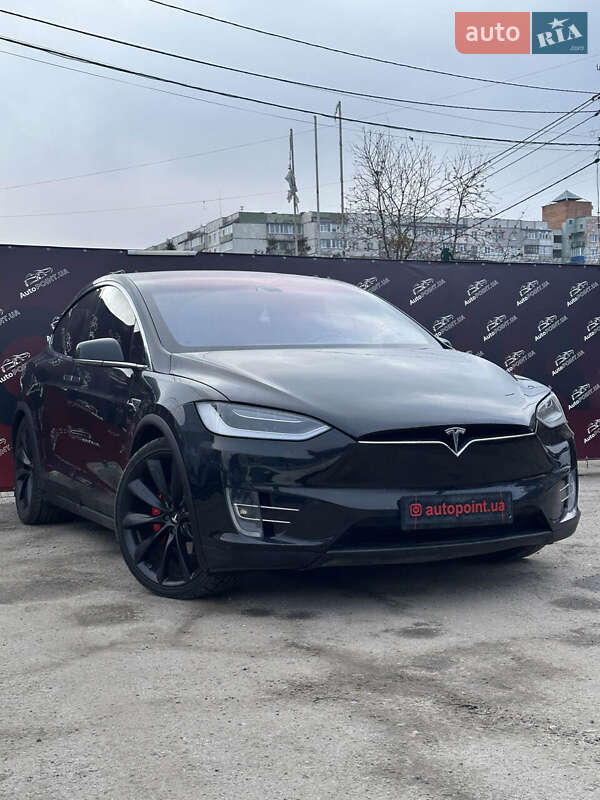 Позашляховик / Кросовер Tesla Model X 2016 в Сумах