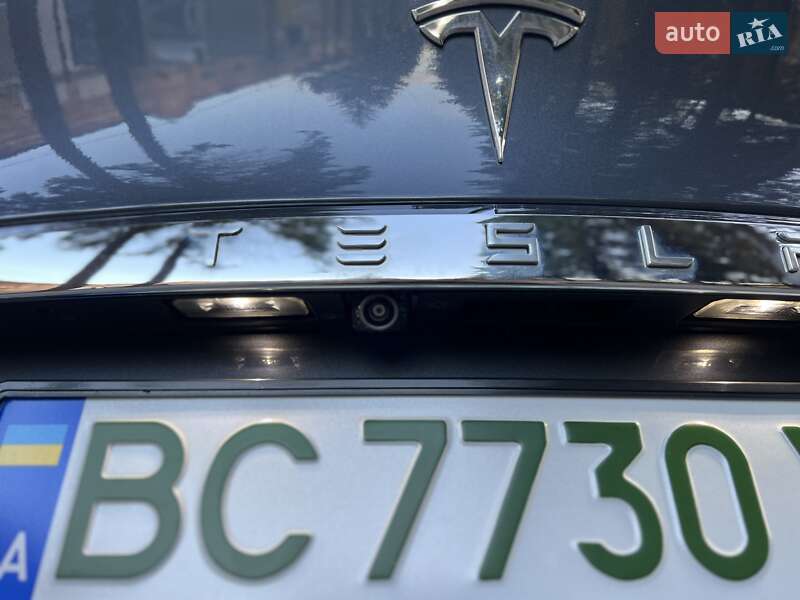 Внедорожник / Кроссовер Tesla Model X 2018 в Львове фото 18 Внедорожник / Кроссовер Tesla Model X 2018 в Львове