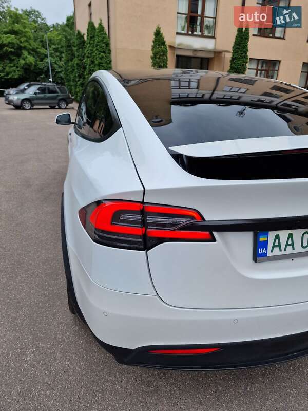 Внедорожник / Кроссовер Tesla Model X 2018 в Киеве