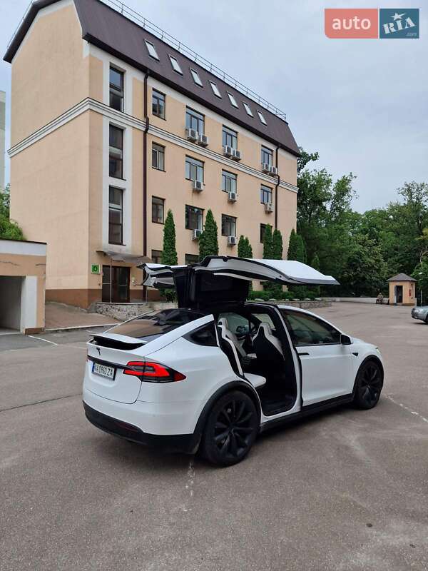 Внедорожник / Кроссовер Tesla Model X 2018 в Киеве