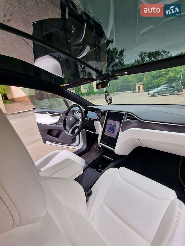 Внедорожник / Кроссовер Tesla Model X 2018 в Киеве