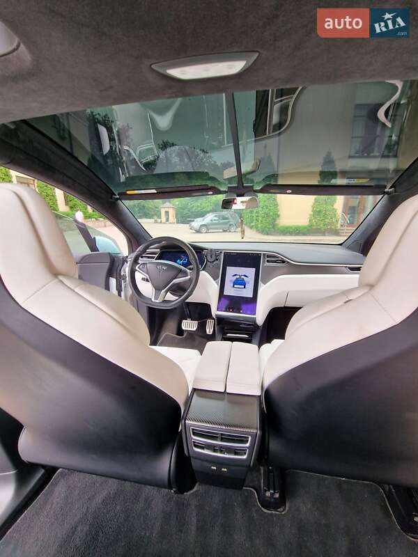 Внедорожник / Кроссовер Tesla Model X 2018 в Киеве