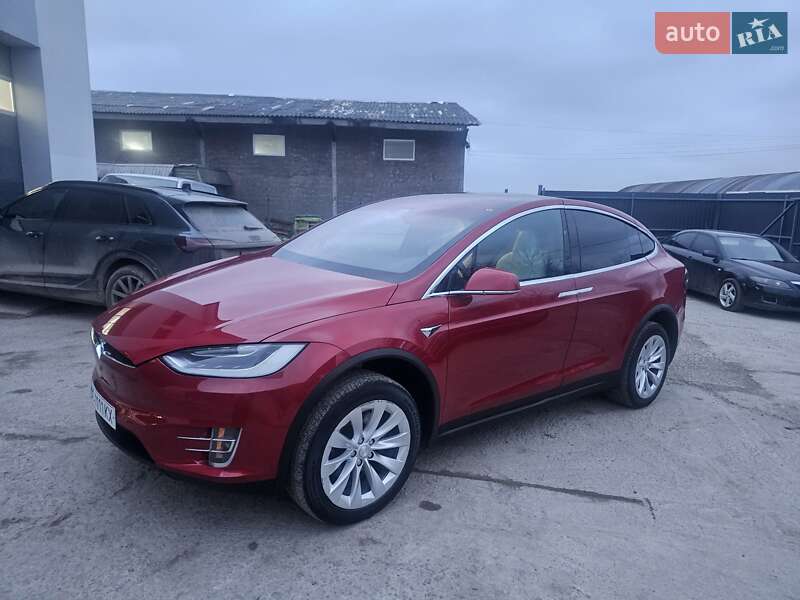 Позашляховик / Кросовер Tesla Model X 2018 в Львові фото Позашляховик / Кросовер Tesla Model X 2018 в Львові