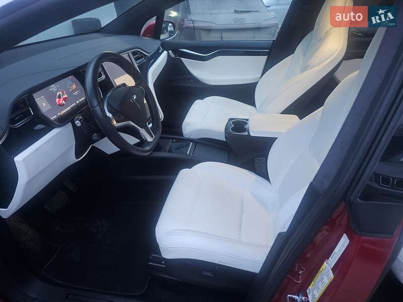 Позашляховик / Кросовер Tesla Model X 2018 в Львові фото 16 Позашляховик / Кросовер Tesla Model X 2018 в Львові