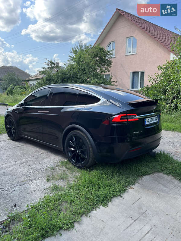 Внедорожник / Кроссовер Tesla Model X 2018 в Киеве