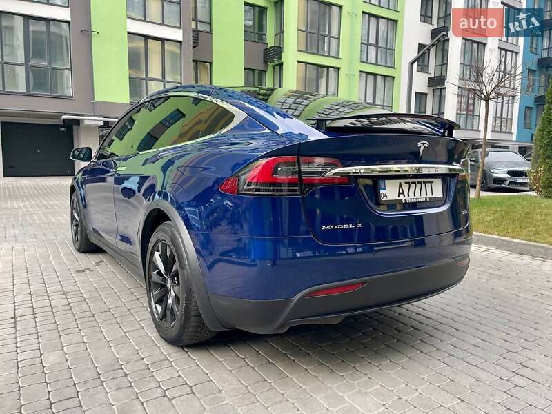 Внедорожник / Кроссовер Tesla Model X 2017 в Днепре фото 4 Внедорожник / Кроссовер Tesla Model X 2017 в Днепре