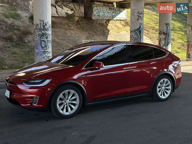 Внедорожник / Кроссовер Tesla Model X 2018 в Одессе фото 8 Внедорожник / Кроссовер Tesla Model X 2018 в Одессе
