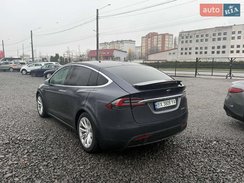 Внедорожник / Кроссовер Tesla Model X 2019 в Хмельницком фото 14 Внедорожник / Кроссовер Tesla Model X 2019 в Хмельницком