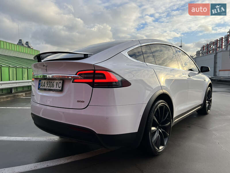 Внедорожник / Кроссовер Tesla Model X 2016 в Киеве фото 10 Внедорожник / Кроссовер Tesla Model X 2016 в Киеве