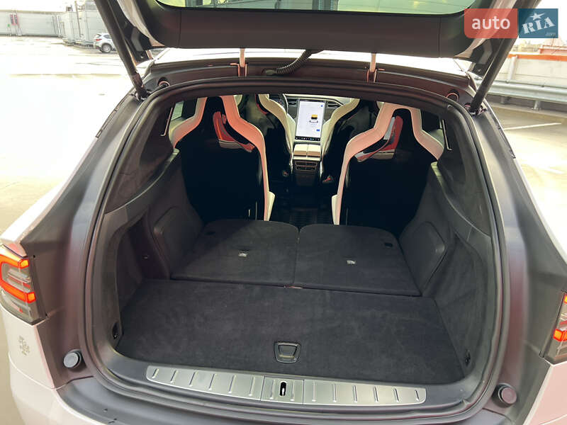 Внедорожник / Кроссовер Tesla Model X 2016 в Киеве фото 15 Внедорожник / Кроссовер Tesla Model X 2016 в Киеве