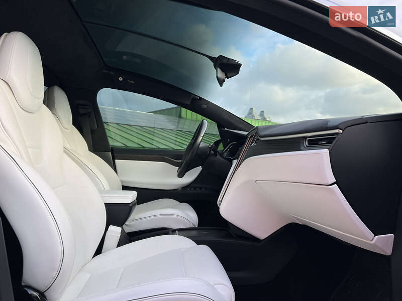 Внедорожник / Кроссовер Tesla Model X 2016 в Киеве фото 41 Внедорожник / Кроссовер Tesla Model X 2016 в Киеве