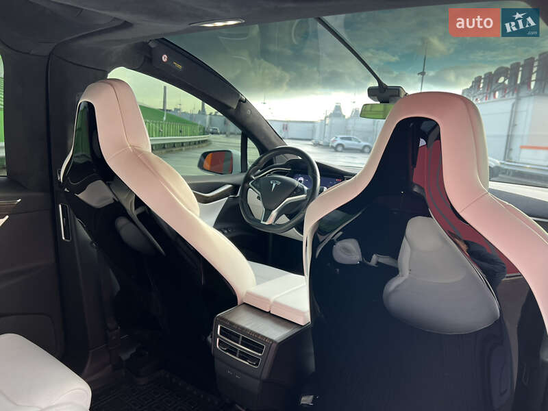 Внедорожник / Кроссовер Tesla Model X 2016 в Киеве фото 46 Внедорожник / Кроссовер Tesla Model X 2016 в Киеве