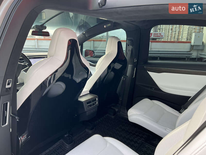 Внедорожник / Кроссовер Tesla Model X 2016 в Киеве фото 49 Внедорожник / Кроссовер Tesla Model X 2016 в Киеве