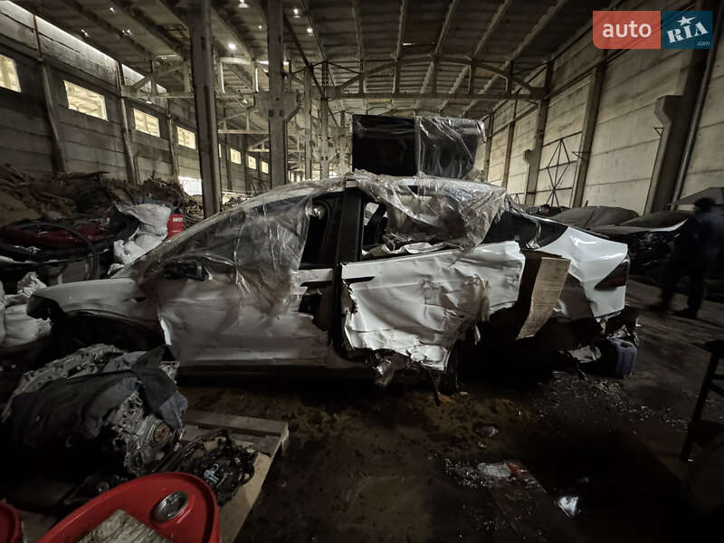 Внедорожник / Кроссовер Tesla Model X 2023 в Черновцах