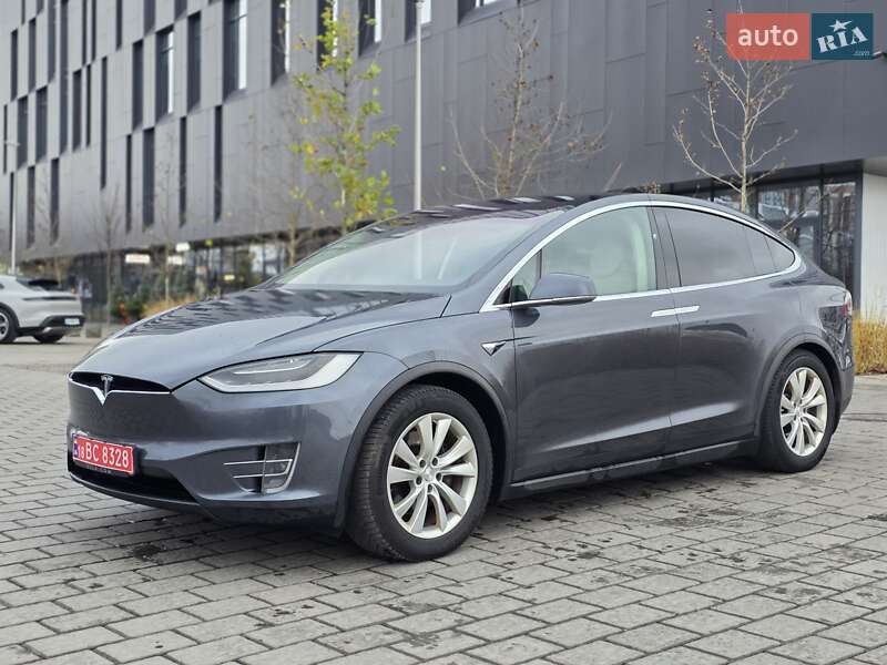 Внедорожник / Кроссовер Tesla Model X 2017 в Ровно фото 6 Внедорожник / Кроссовер Tesla Model X 2017 в Ровно