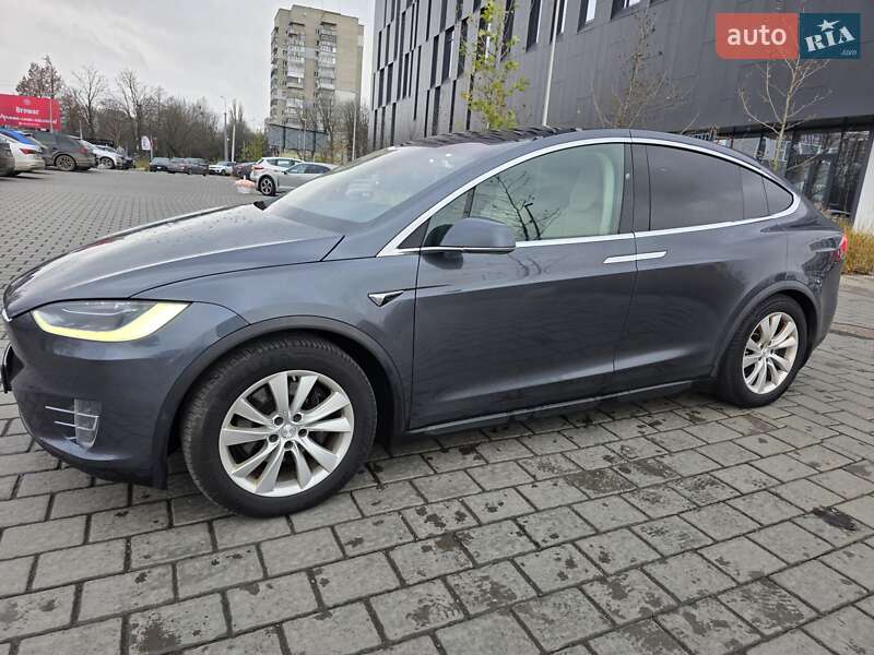 Внедорожник / Кроссовер Tesla Model X 2017 в Ровно фото 11 Внедорожник / Кроссовер Tesla Model X 2017 в Ровно