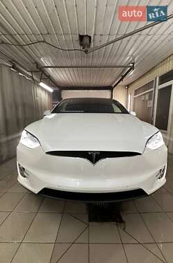 Внедорожник / Кроссовер Tesla Model X 2016 в Изюме