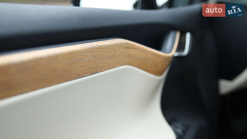 Внедорожник / Кроссовер Tesla Model X 2018 в Житомире фото 38 Внедорожник / Кроссовер Tesla Model X 2018 в Житомире