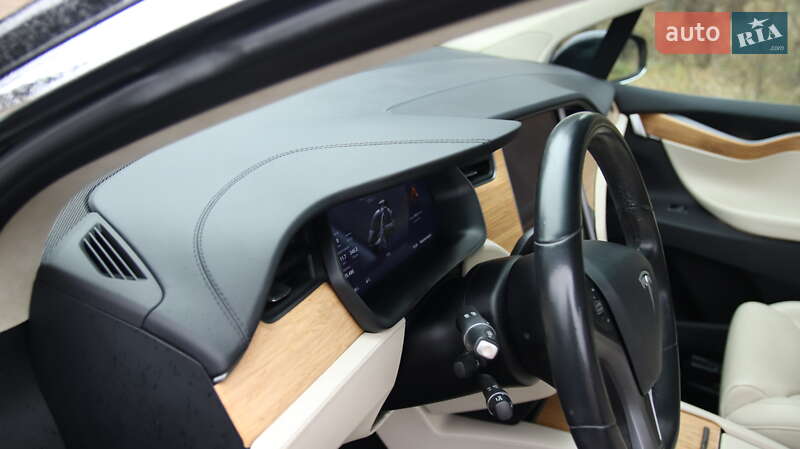 Внедорожник / Кроссовер Tesla Model X 2018 в Житомире фото 50 Внедорожник / Кроссовер Tesla Model X 2018 в Житомире