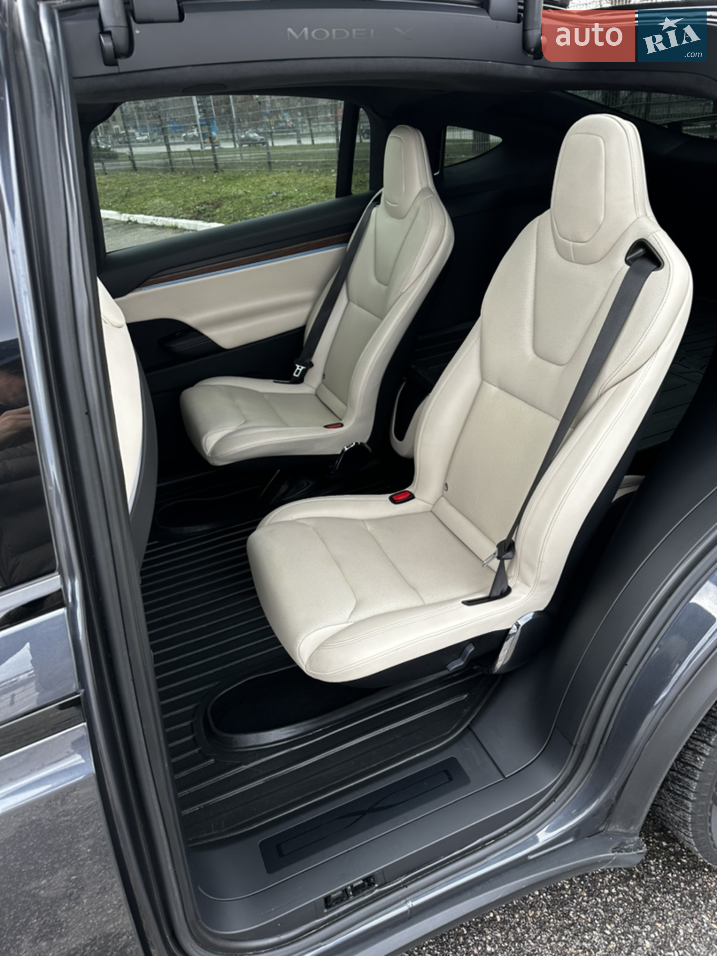 2022 Tesla Model X - мініатюра 17