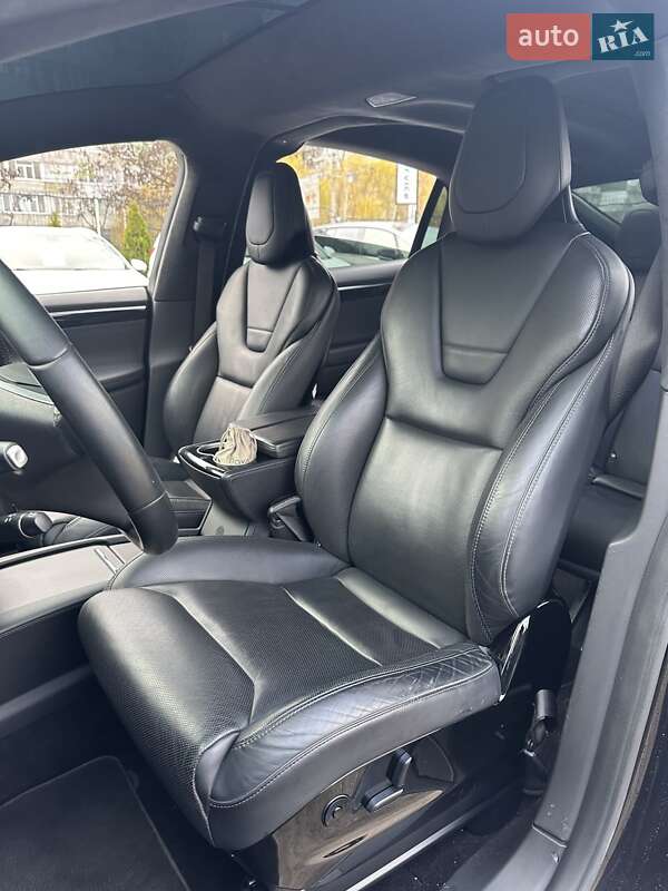 Внедорожник / Кроссовер Tesla Model X 2016 в Сумах фото 31 Внедорожник / Кроссовер Tesla Model X 2016 в Сумах