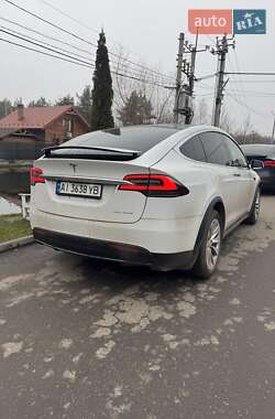 Внедорожник / Кроссовер Tesla Model X 2021 в Киеве