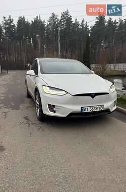 Внедорожник / Кроссовер Tesla Model X 2021 в Киеве