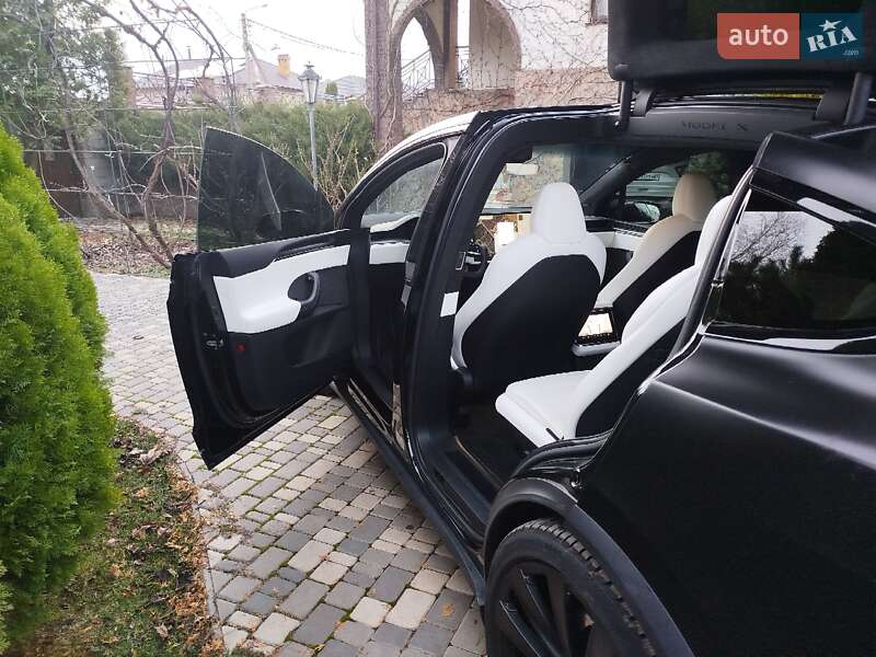 Внедорожник / Кроссовер Tesla Model X 2022 в Одессе