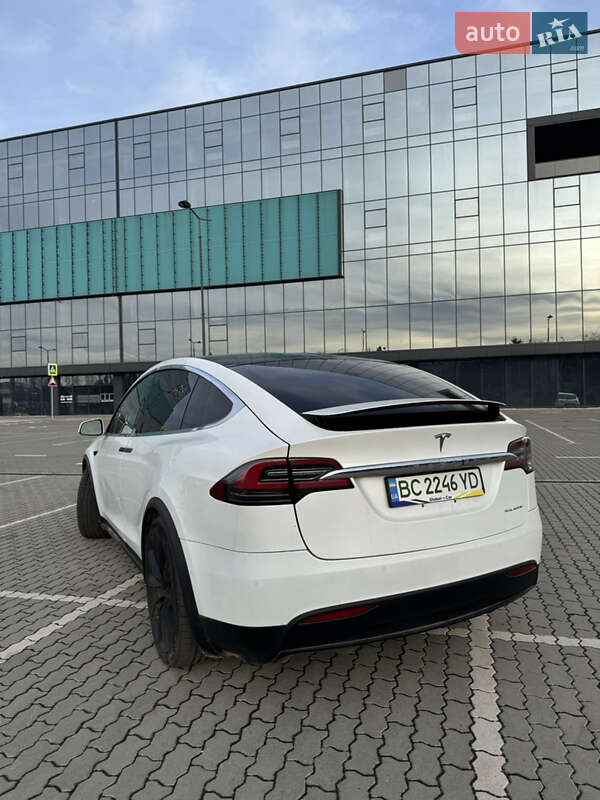 Внедорожник / Кроссовер Tesla Model X 2019 в Львове