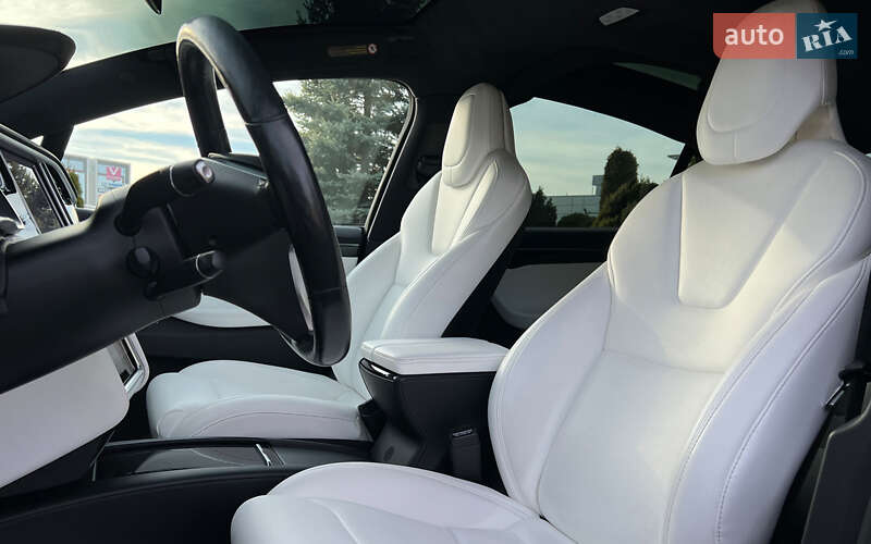 Внедорожник / Кроссовер Tesla Model X 2018 в Львове фото 9 Внедорожник / Кроссовер Tesla Model X 2018 в Львове