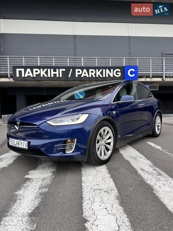 Внедорожник / Кроссовер Tesla Model X 2017 в Киеве