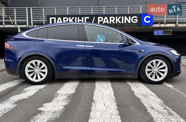 Внедорожник / Кроссовер Tesla Model X 2017 в Киеве