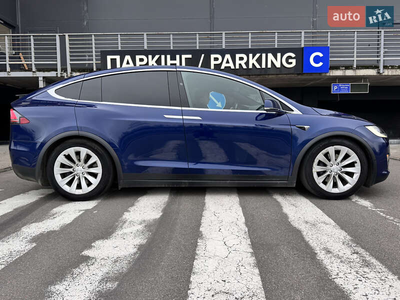 Внедорожник / Кроссовер Tesla Model X 2017 в Киеве