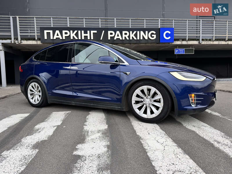 Внедорожник / Кроссовер Tesla Model X 2017 в Киеве