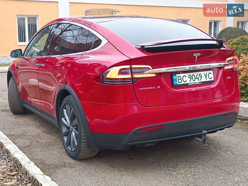 Внедорожник / Кроссовер Tesla Model X 2017 в Стрые