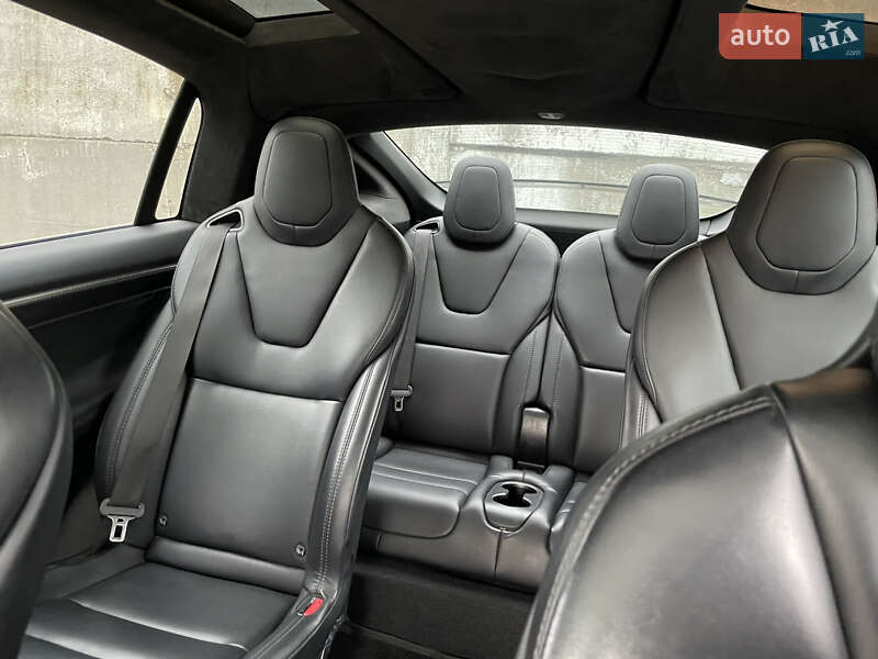 Внедорожник / Кроссовер Tesla Model X 2017 в Киеве