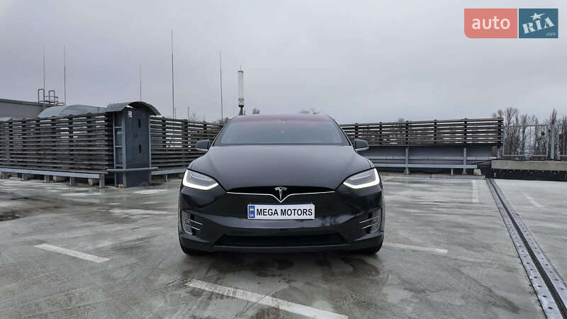 Внедорожник / Кроссовер Tesla Model X 2016 в Киеве